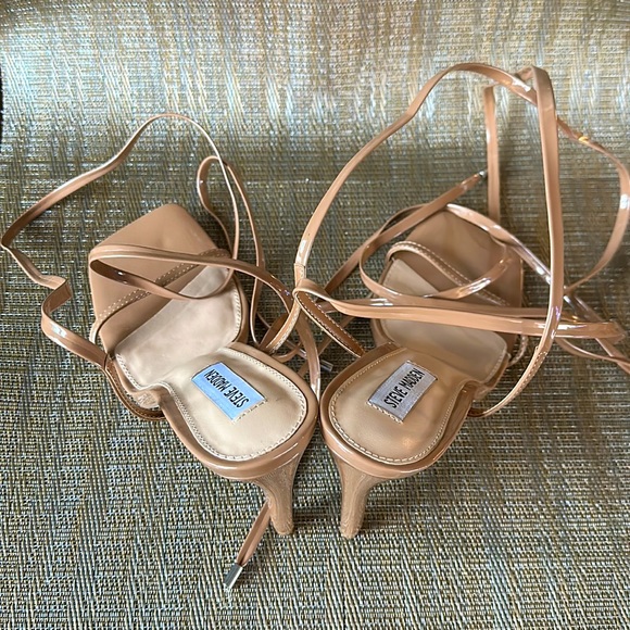 Uplift Camel Patent Heels | Size 10 | by Steve Madden - Picture 4 of 6